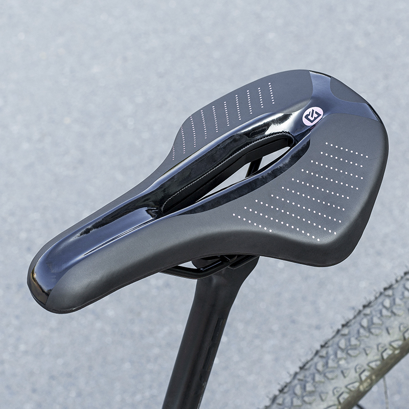 Carbon Fiber Saddle - ROCKBROS Fietszadel Ademend Comfortabel Kussen Waterdicht