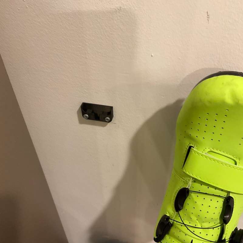 Snelontgrendelbare Fiets Schoe - Cycling Gear Wall Hanger recensie en prijs