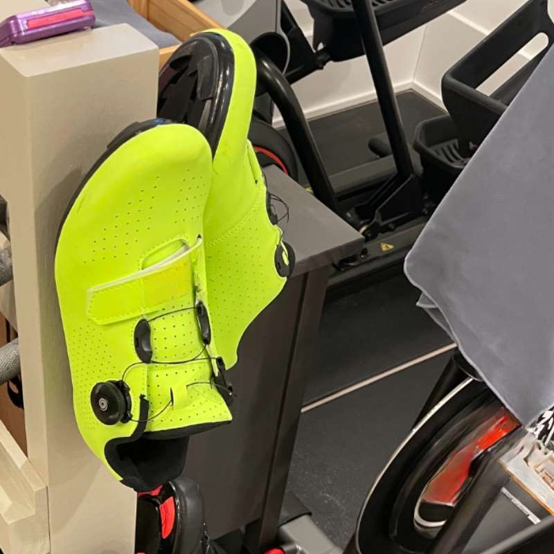 Snelontgrendelbare Fiets Schoe - Cycling Gear Wall Hanger recensie en prijs